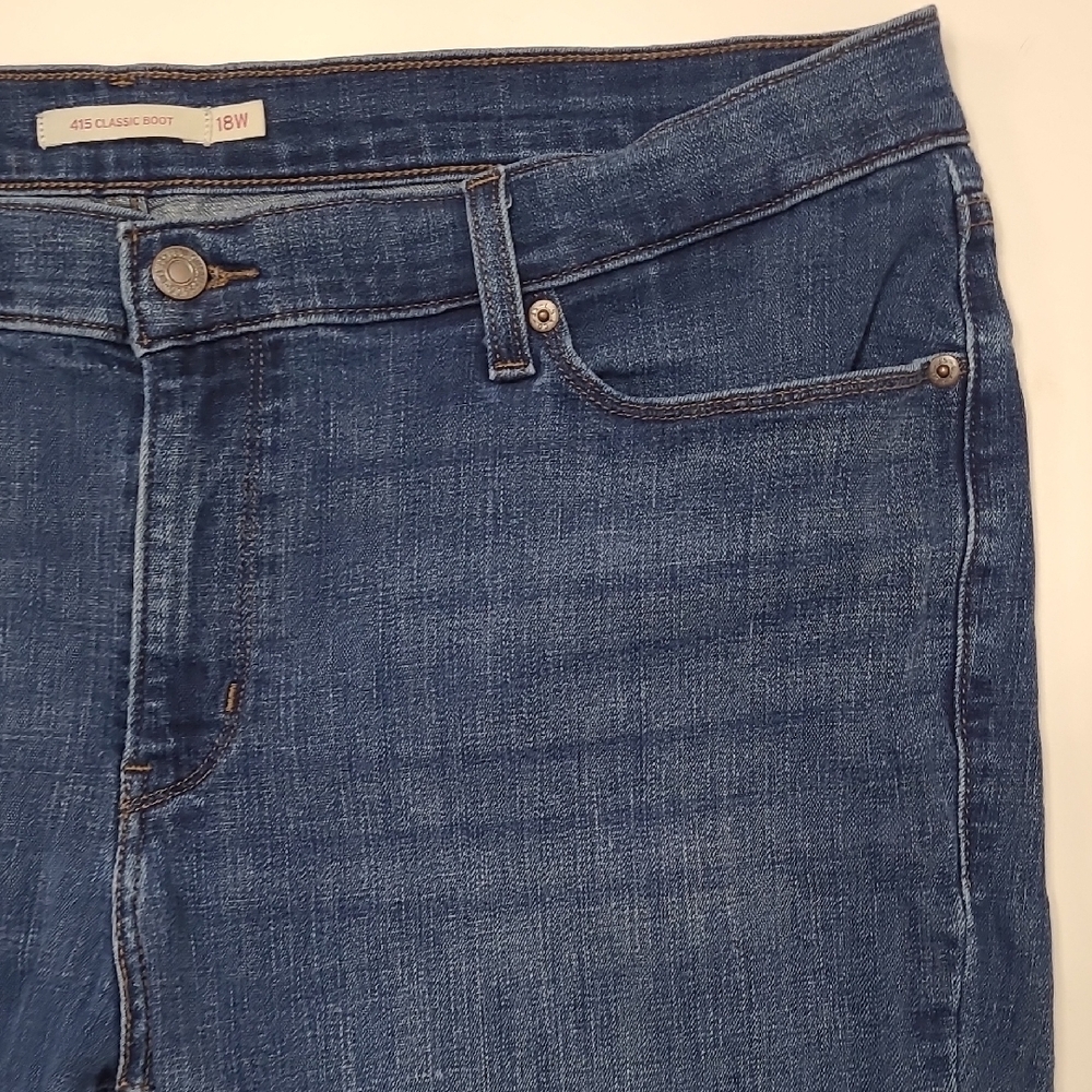 Levi's 415 Classic Boot Jeans High Waist Rise Dark Wash Embroidered Details Y2K - Picture 7 of 17